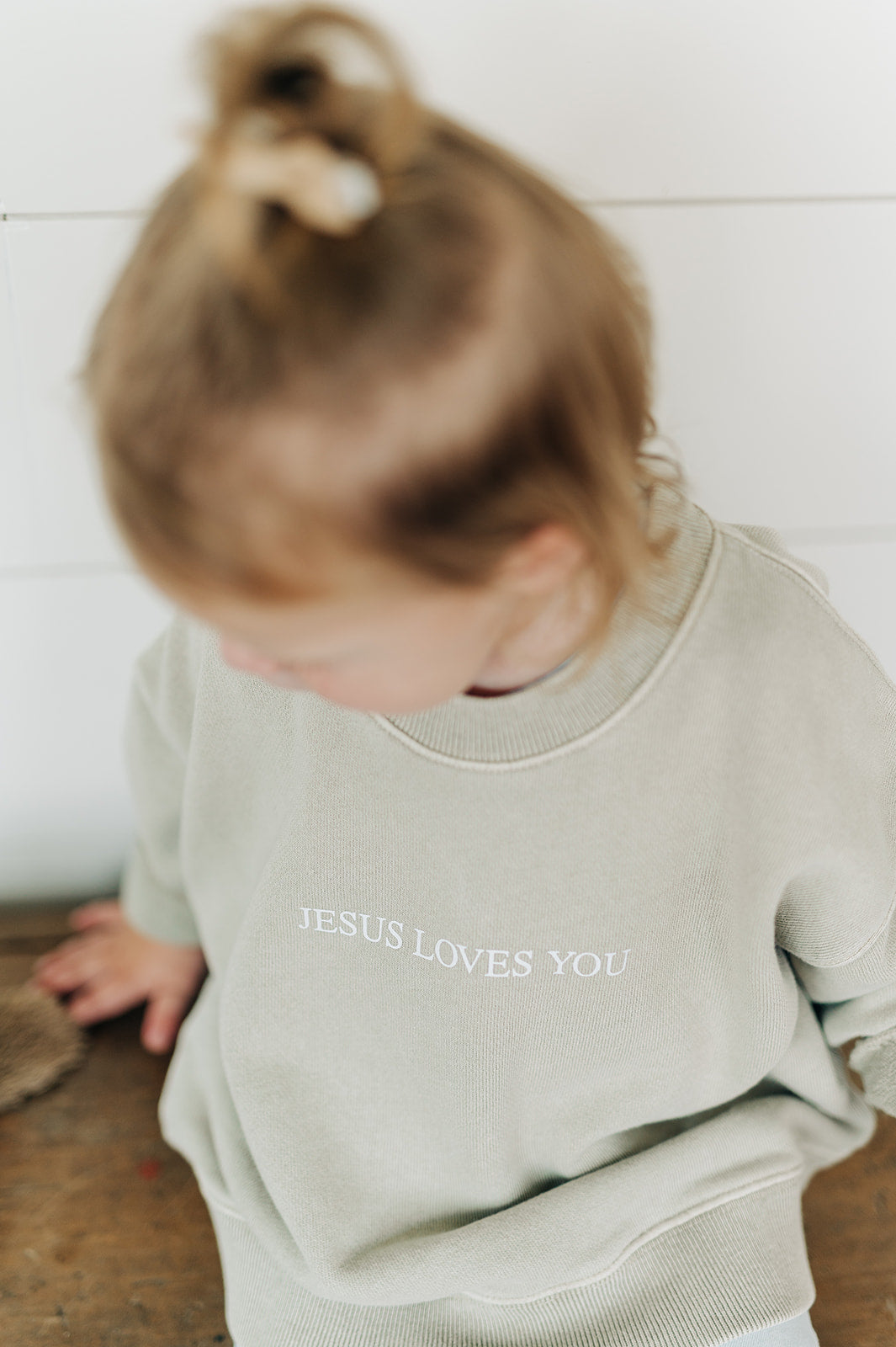 Jesus Loves You Crewneck in Beige